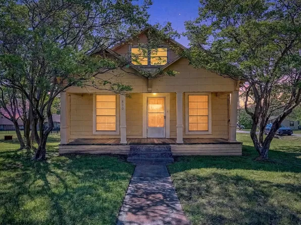 800 S Jefferson St, Pilot Pt, TX 76258