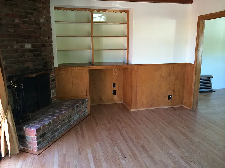 4327 Finley Ave — Photo 4