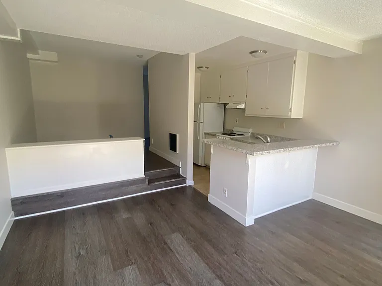 1677 Maple Ave — Photo 1