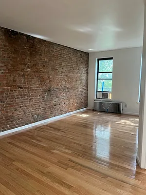 Rented by Guardian Property Management of Brooklyn LLC | media 7