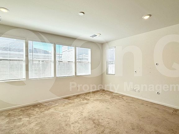 5th image of 1927 W 21st Ave
