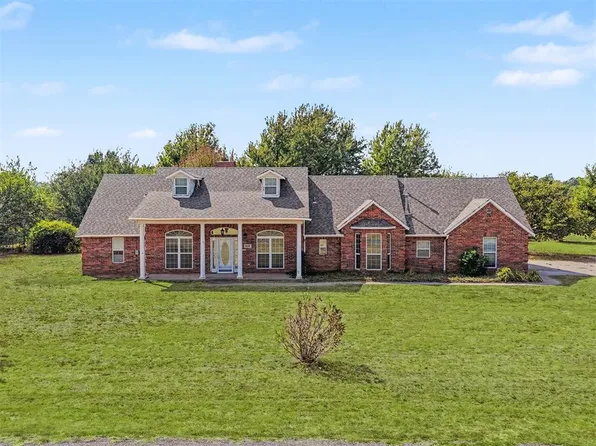803 Timberland Way, Tuttle, OK 73089