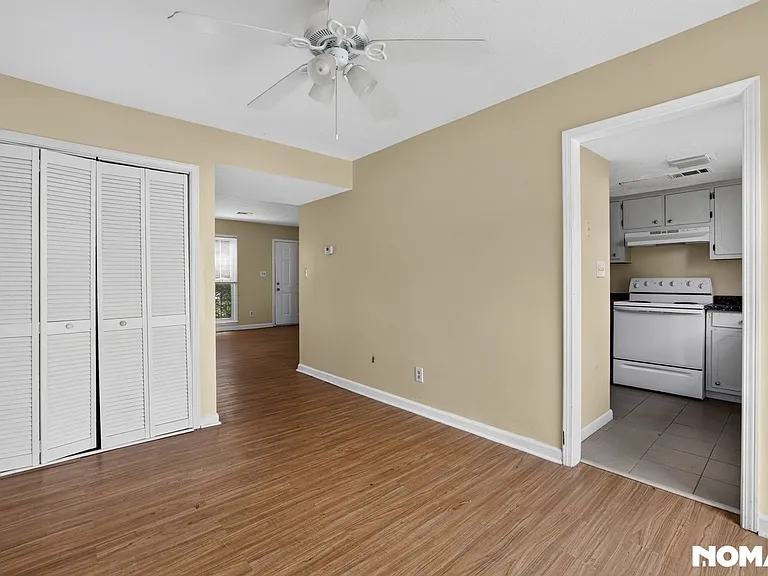 1028 Jeanette Ln — Photo 15