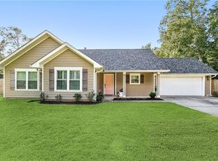 1018 Carroll St, Mandeville, LA 70448