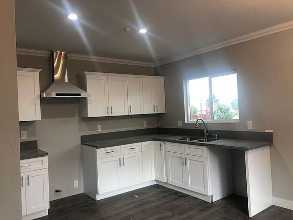 Open floor plan kitchen