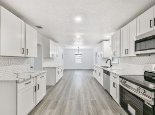 2121 County Road 892, Alvin, TX 77511