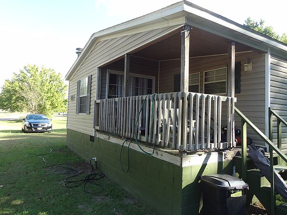 Corner porch - glass sliders