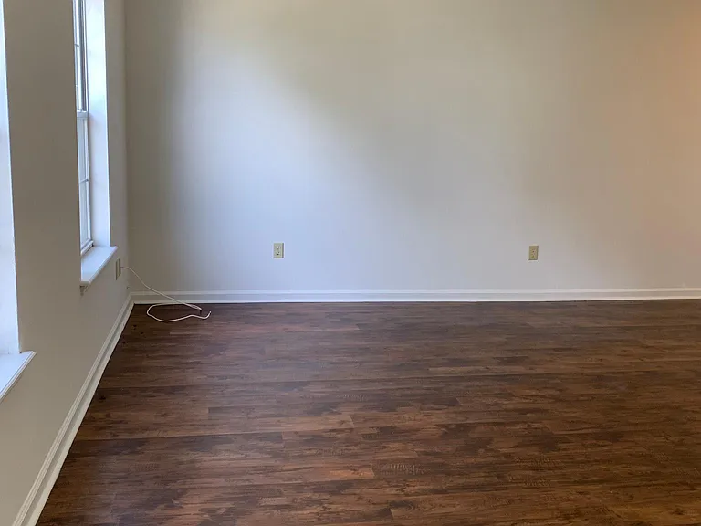 2175 Timberwood Cir S — Photo 4
