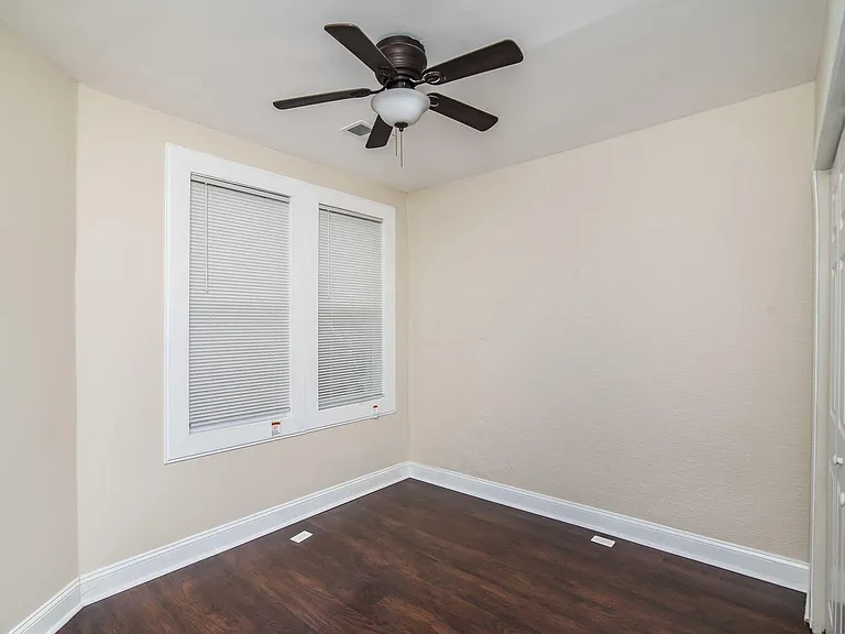 505 Denison St #1 — Photo 13