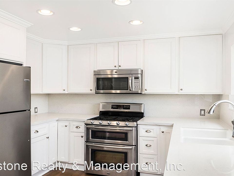 1st image of 11814 Kiowa Ave APT 105