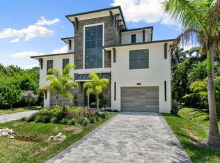 375 Periwinkle Ct, Marco Island, FL 34145