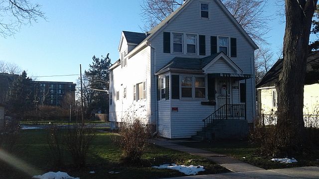 1st image of 1432 Victoria Ave