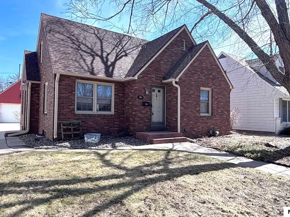 209 S Tennessee Ave, Mason City, IA 50401