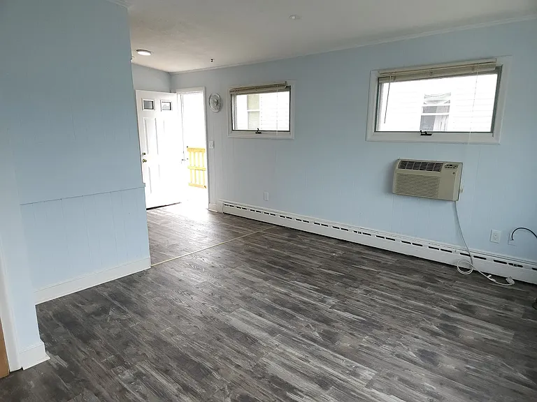 67 Pomona St #2 — Photo 3