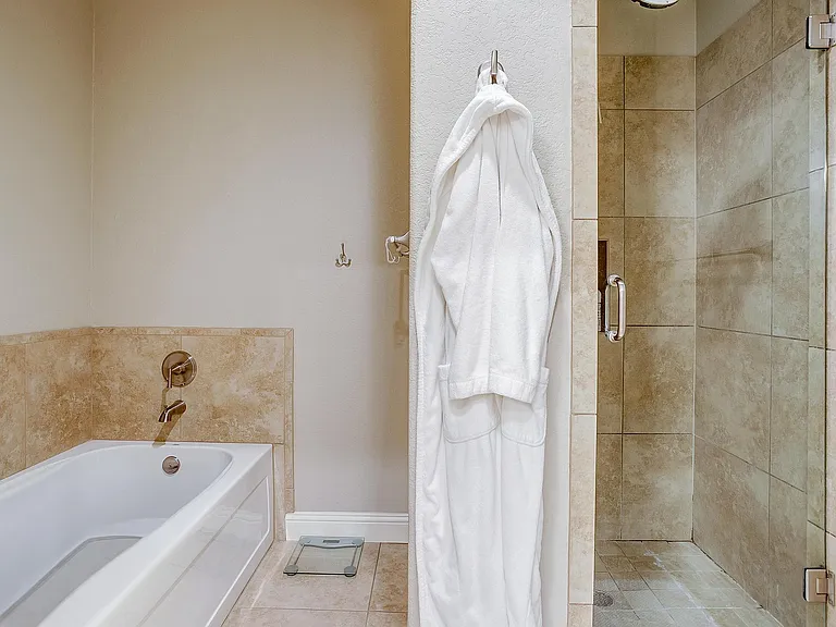 1201 Jerome St #1203 — Photo 27