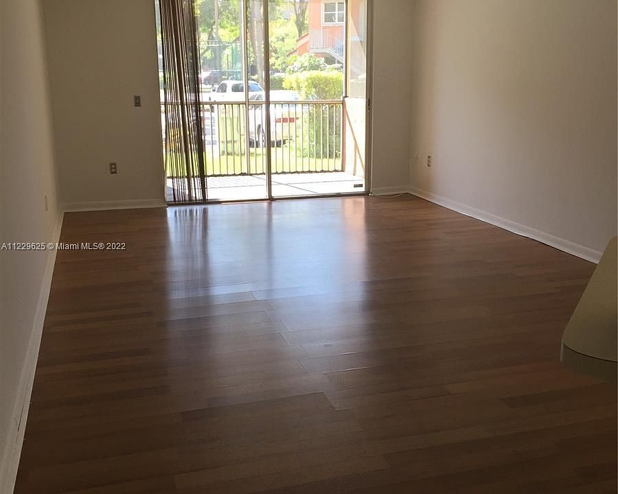 1st image of 8373 Lake Dr APT 102