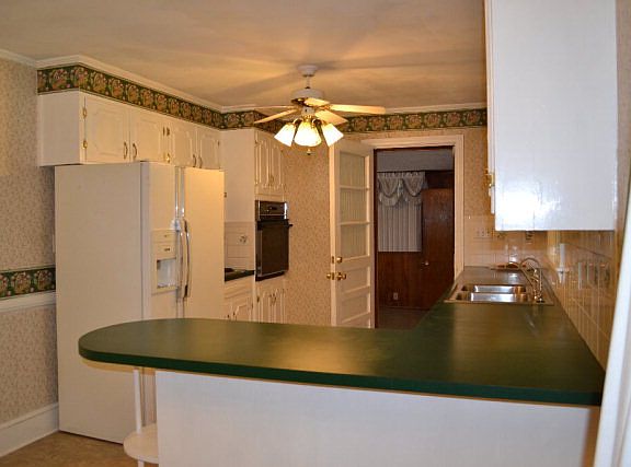 5th image of 152 Parkway Dr