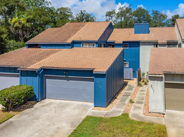 212 Pine Cone Trl, Ormond Beach, FL 32174