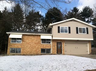 12099 Havana Rd, Garfield Heights, OH 44125