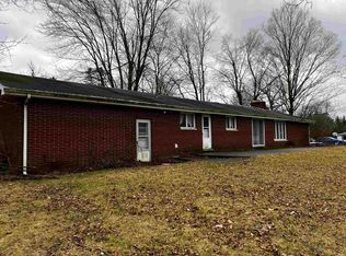 109 Turkey Creek Dr, Milford, IN 46542