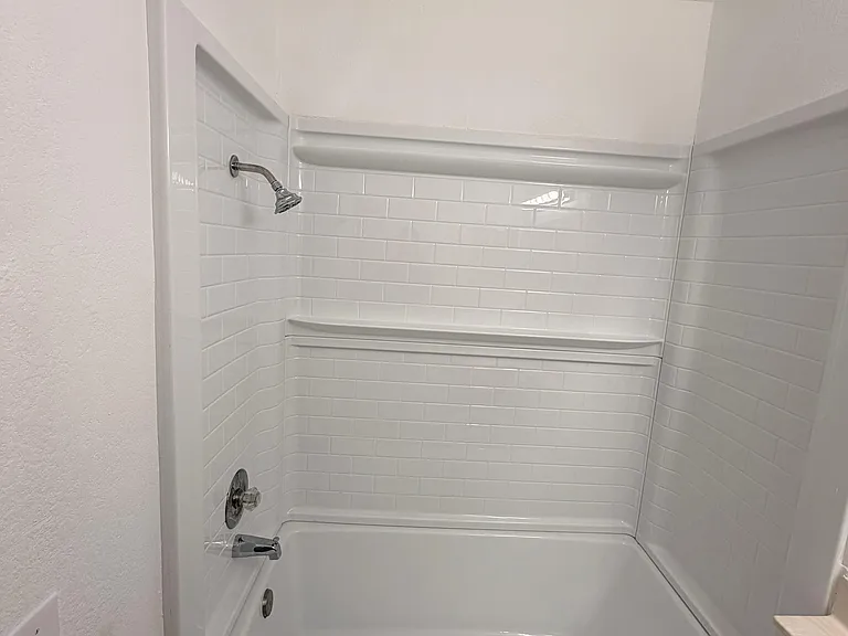 950 Countryside St — Photo 12
