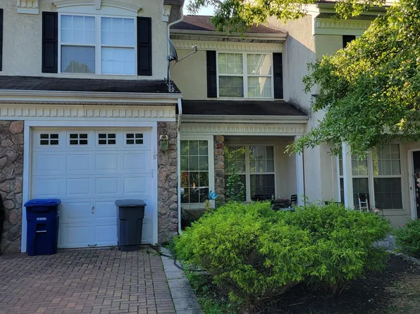 19 Beaumont Pl, Westampton, NJ 08060