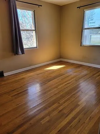 3 bed, 1800 sqft, $1,500 — Photo 3