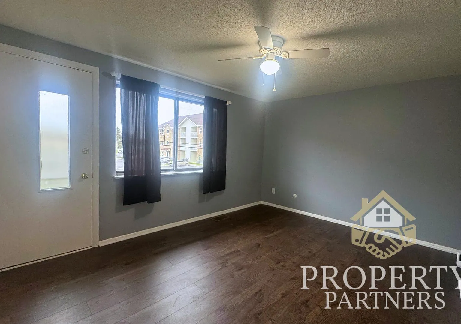 92 Greenwood Trl N - 92 Greenwood Trail — Photo 2
