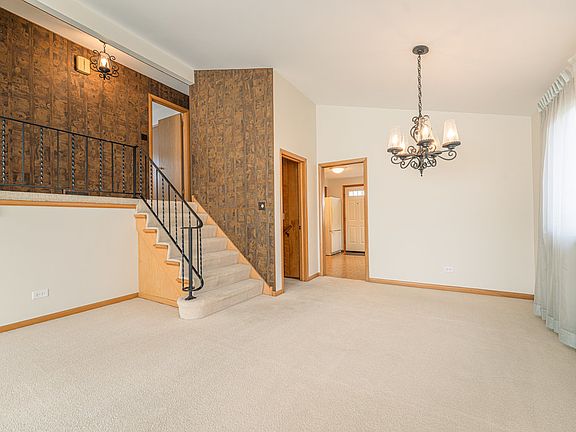 4th image of 10324 S Kostner Ave