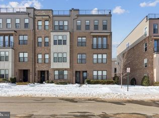 4635 Charger Pl Unit 805, Chantilly, VA 20151