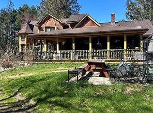 21 Luther Rd, Foster, RI 02825