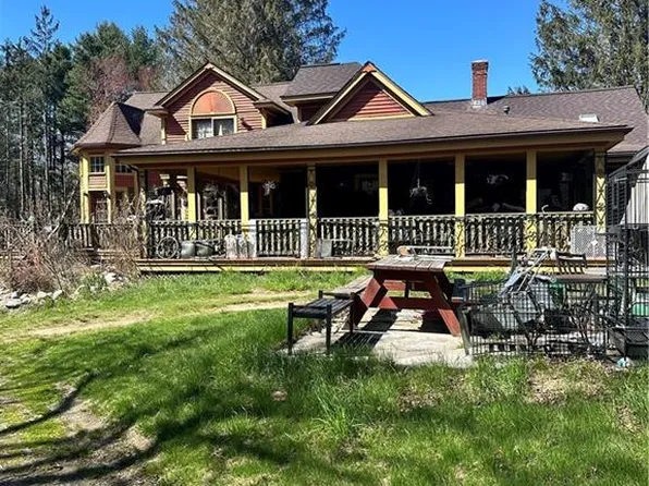 21 Fairfa Luther Rd, Foster, RI 02825