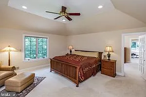 35 Pettit Pl — Photo 15