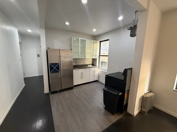 511 West 135th Street image 1 of 3