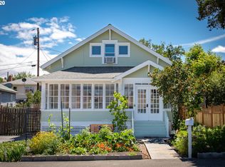 1230 E 8th St, The Dalles, OR 97058