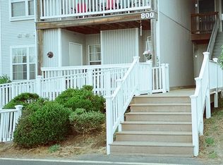 804 Waters Edge Dr, Newark, DE 19702