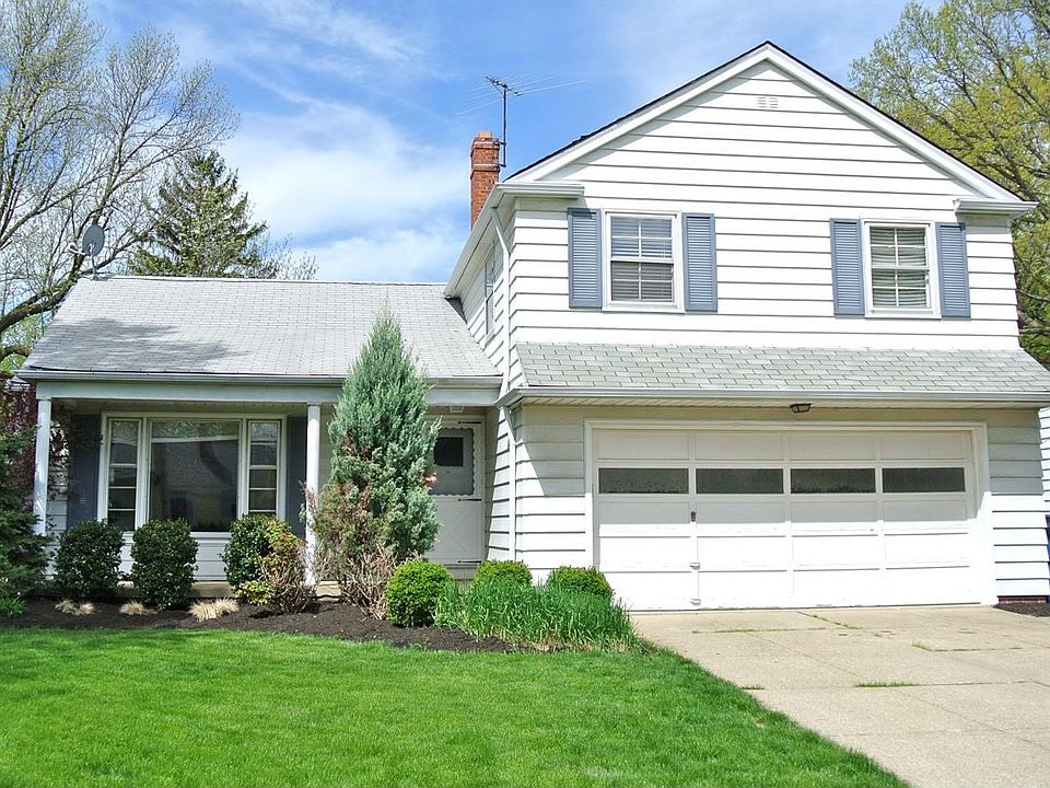 1st image of 4292 W 202nd St