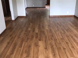 1110 N Wenthe Dr APT 4, Effingham, IL 62401