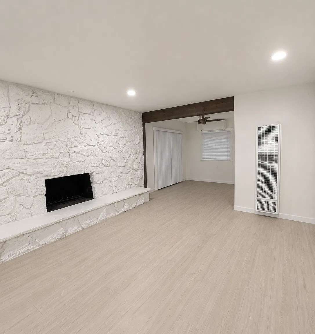 4713 W Avenue M4 — Photo 3
