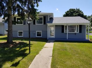 3821 W Rochelle Ave, Milwaukee, WI 53209