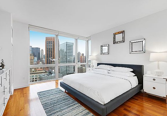3rd image of 39 E 29th St APT 29C