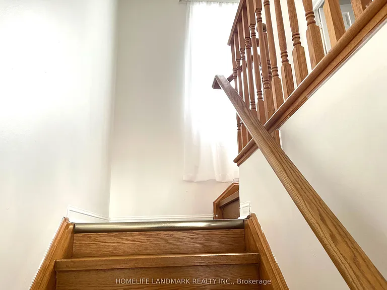 11 Bern St E — Photo 8