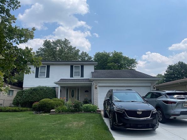 1418 Shaker Dr, Troy, MI 48083