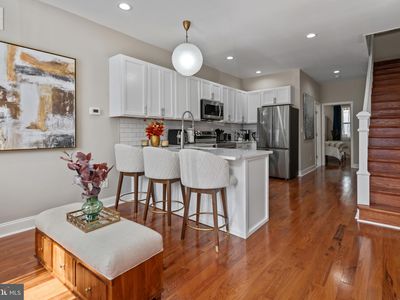 2204 E Chase St, Baltimore, MD, 21213