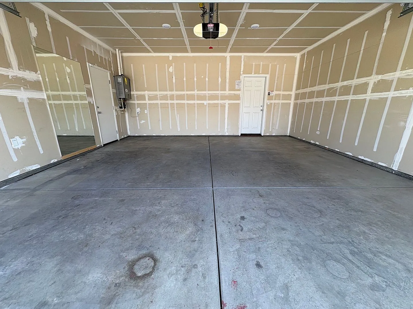 SE Visalia Home Available Now! — Photo 2
