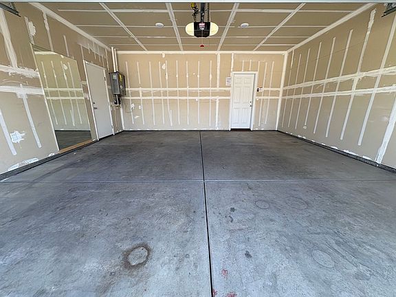 2nd image of 2240 S Lebec St