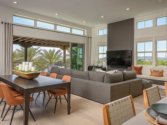 Crescendo Model Great Room