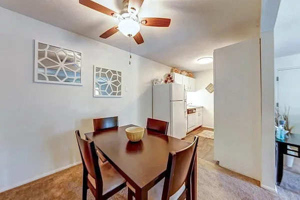Whispering Lake Apartments — Photo 2