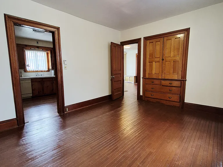 109 Salem Ave #1 — Photo 5