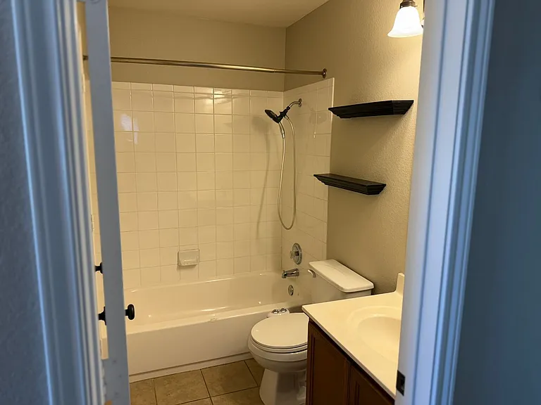 5704 Drystone Ln — Photo 19